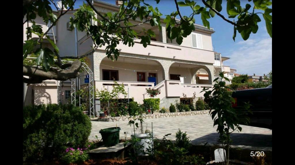 Kabashi Apartment Krk Town Quarto foto